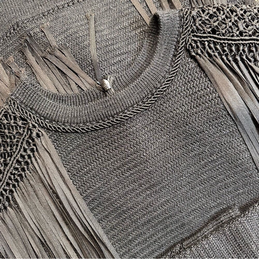 Ralph Lauren Collection Black Silk Hand Knit Fringe Trimmed Long Sleeve Sweater - Picture 2 of 16